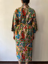 Load image into Gallery viewer, Pink Frida Kahlo Robe
