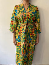Load image into Gallery viewer, Yellow Frida Kahlo Robe
