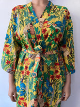 Load image into Gallery viewer, Yellow Frida Kahlo Robe
