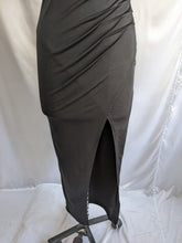 Load image into Gallery viewer, SSS Black Slide Slit Long Dress
